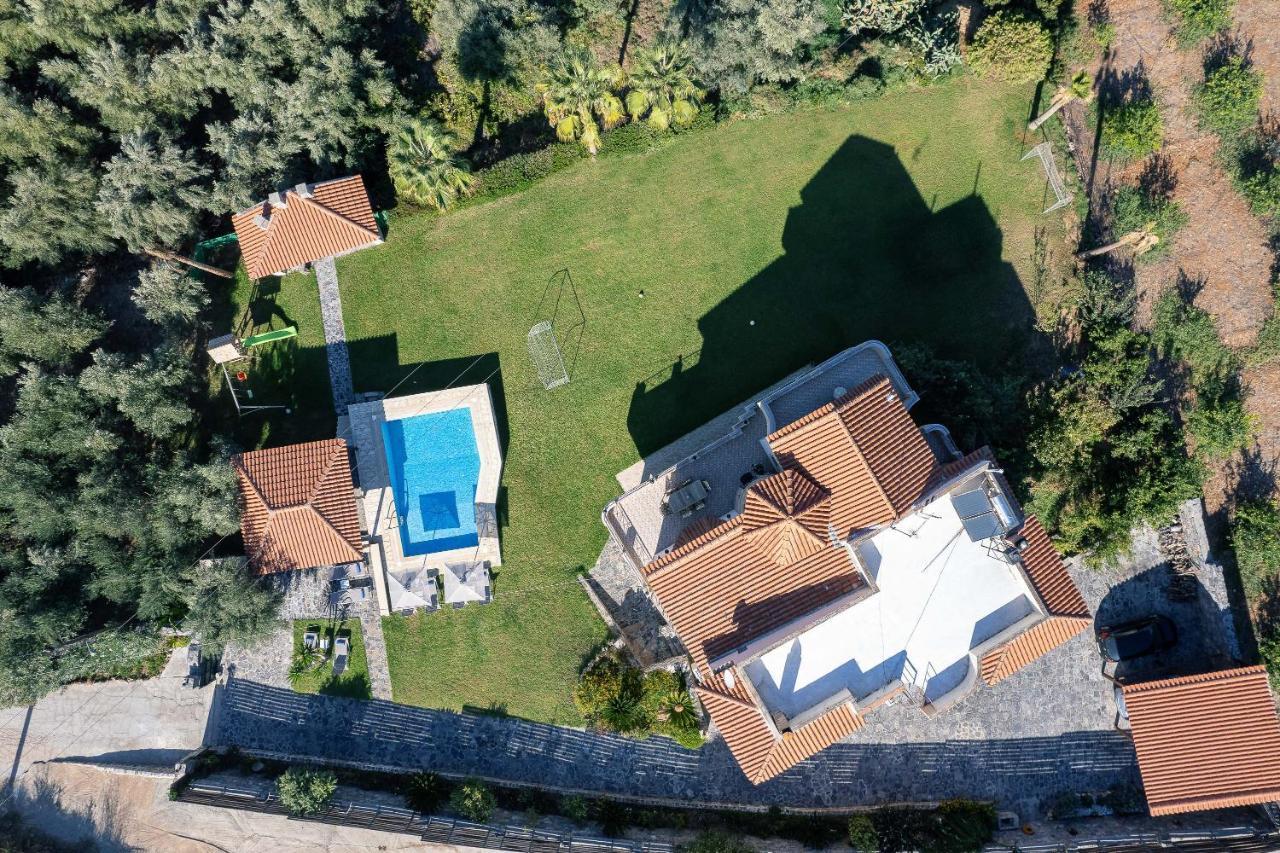 Villa Sevdas Perama  Exteriér fotografie