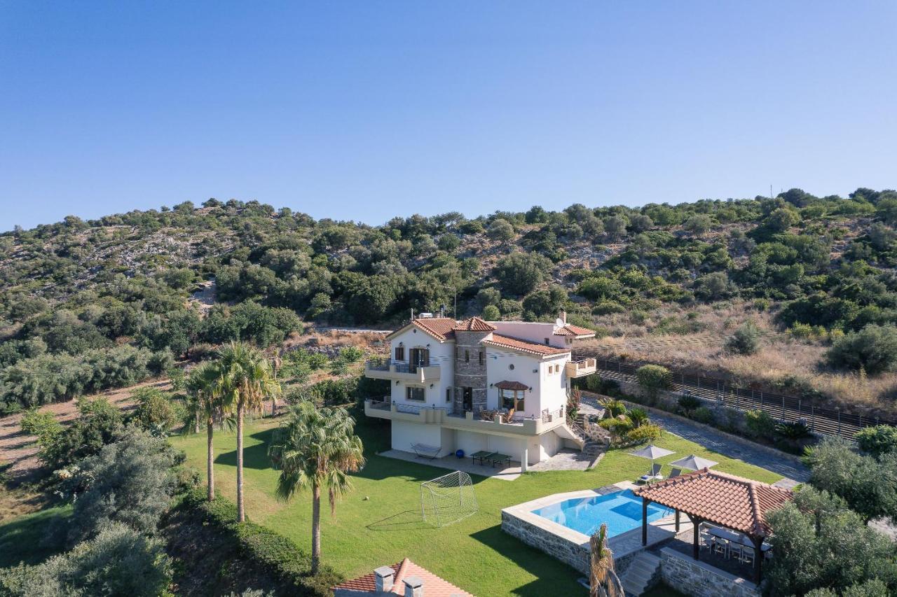 Villa Sevdas Perama  Exteriér fotografie