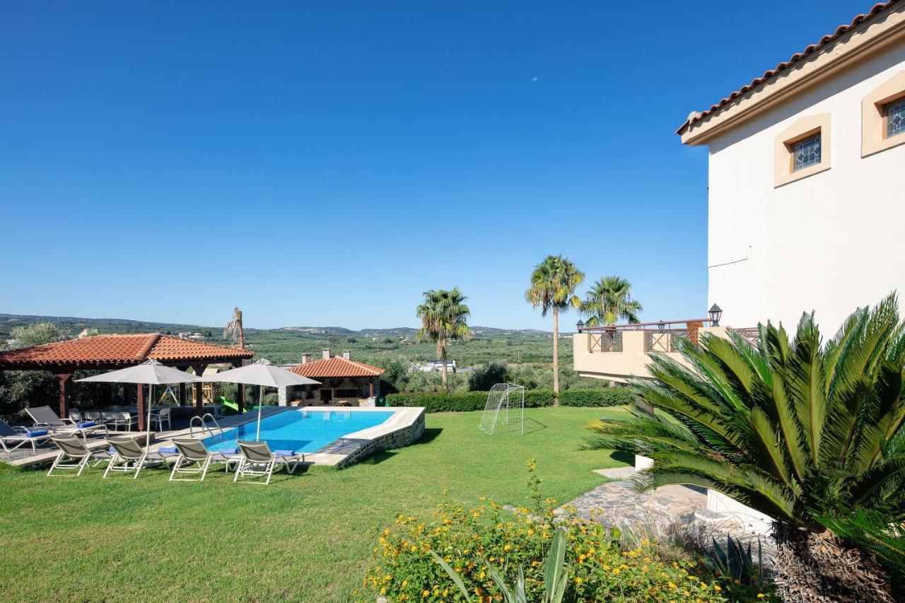 Villa Sevdas Perama  Exteriér fotografie