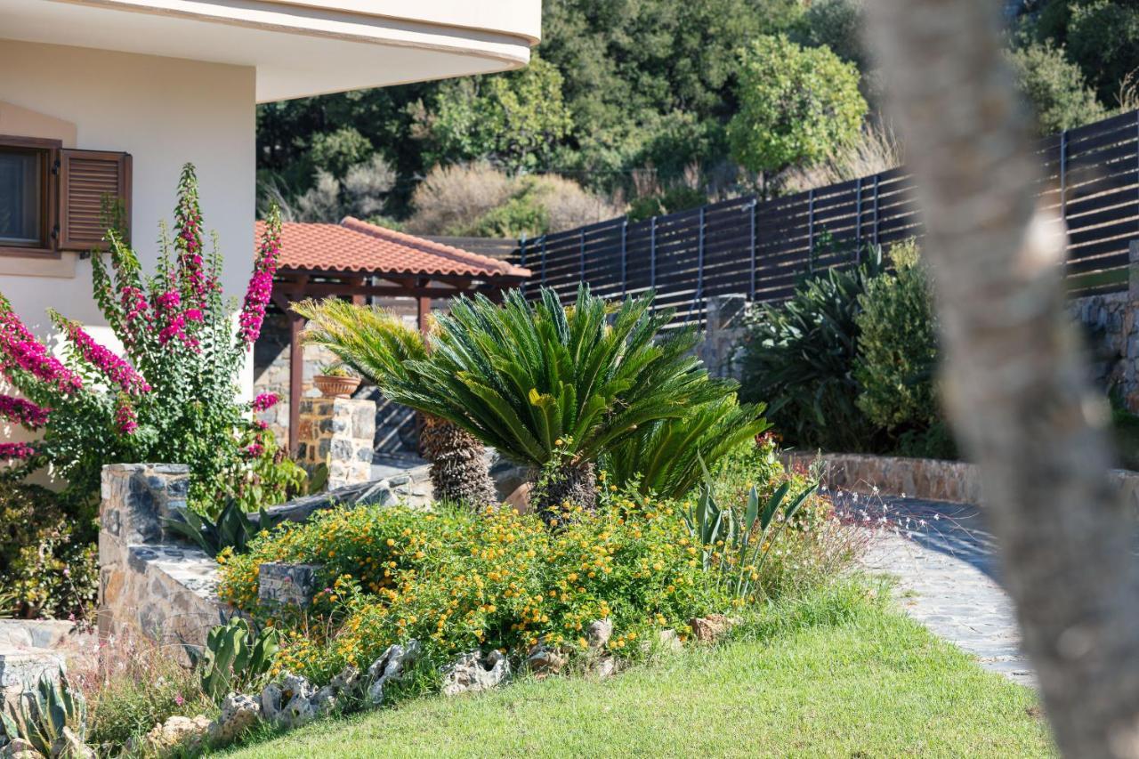Villa Sevdas Perama  Exteriér fotografie