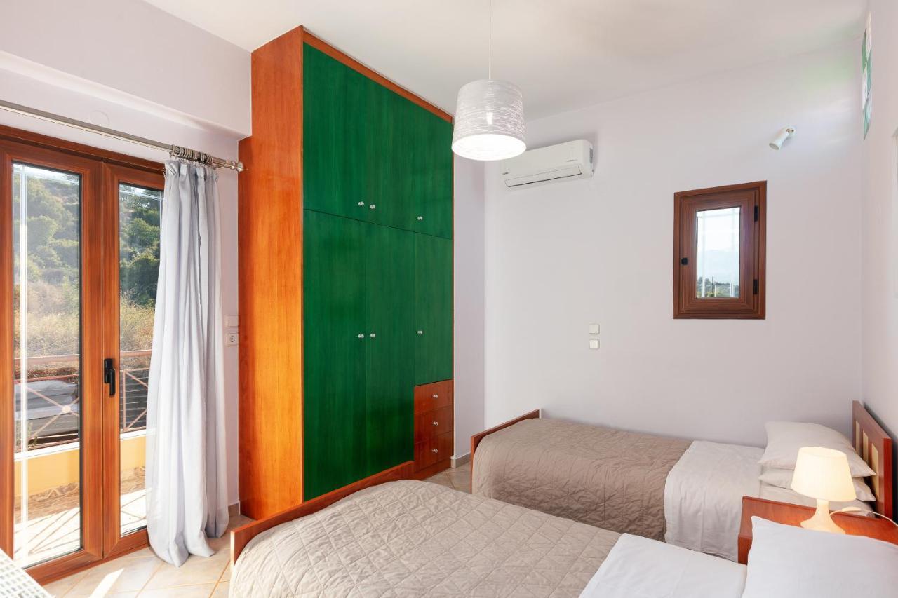 Villa Sevdas Perama  Exteriér fotografie